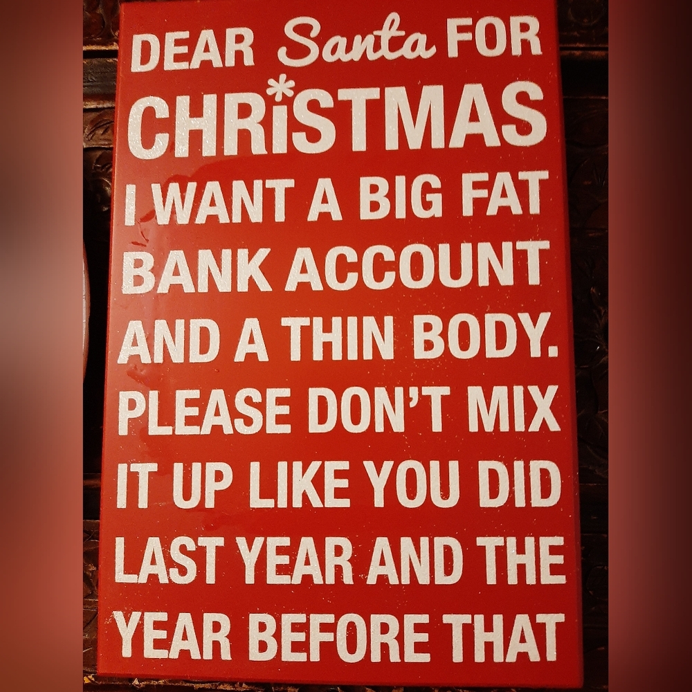 Red Christmas Wall Art Sign And Set Of Christmas Platters
